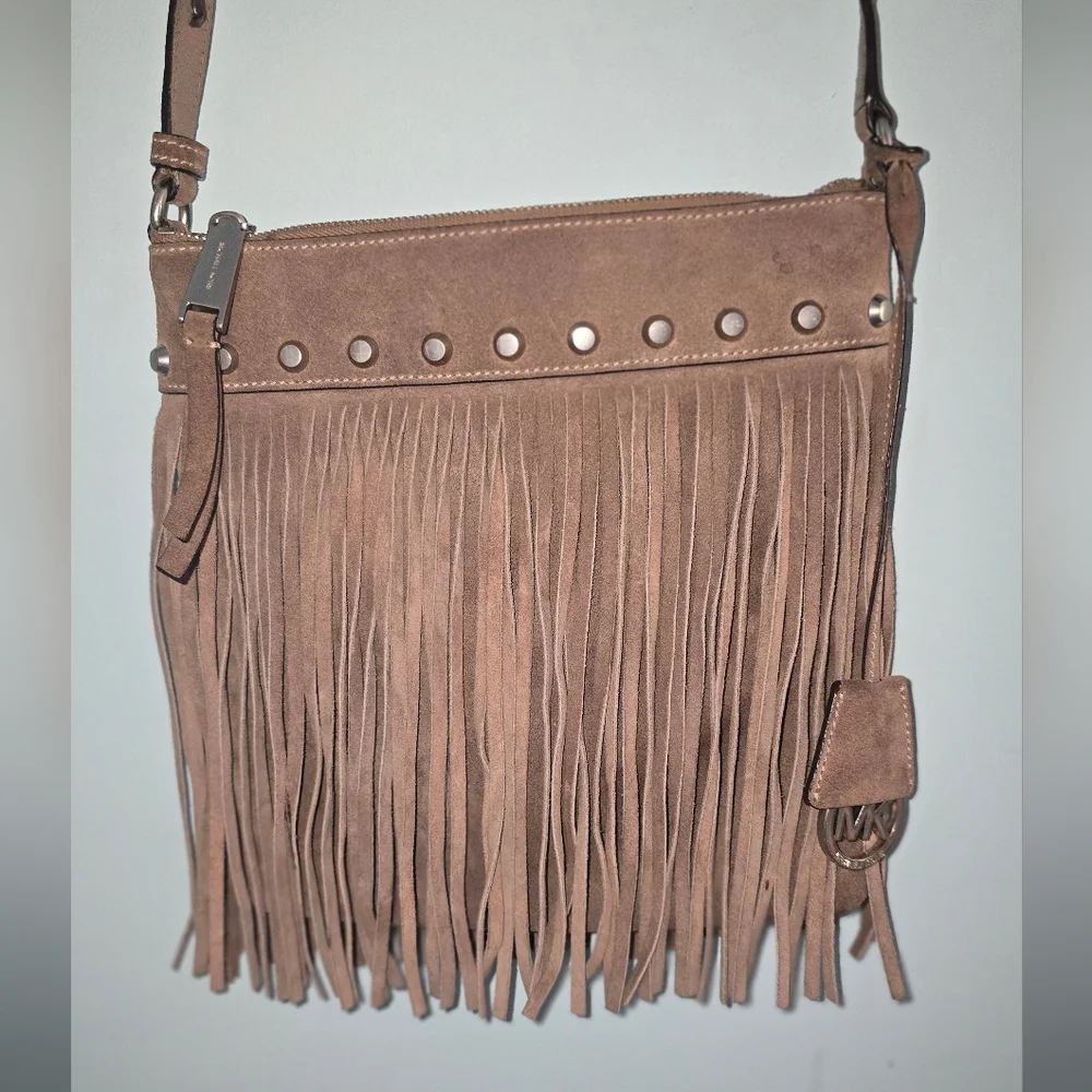 Michael Kors Billy Dark Dune Soft Brown Suede Fringe Shoulder Crossbody Bag - Picture 2 of 8